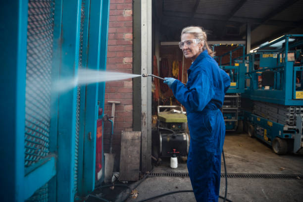 Best Oil Spill Cleanup  in Dewitt, MI